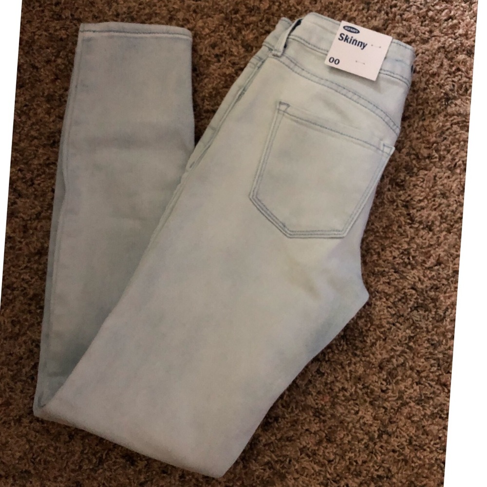 🔴SOLD🔴 NWT! OLD NAVY JEANS SIZE OO!